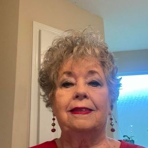 Meet your Posher, Kaye